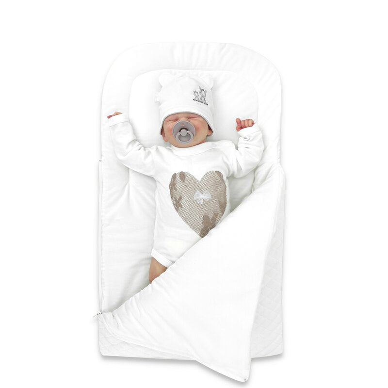 Paturica de infasat, Qmini, Pentru botez si nu numai, Cu fermoar, 72x45 cm, Din catifea matlasata, White