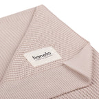 Păturică Lionelo Bamboo Blanket Beige Sand – detaliu țesătură și etichetă