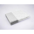 Detaliu păturică MimiNu Mini Gray Stars