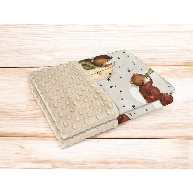 Paturica pufoasa, MimiNu, Cu doua fete, Dimensiune 75x100 cm, Din tesatura Minky si bumbac, Materiale certificate Oeko Tex Standard 100, Teddy Bear On Moon