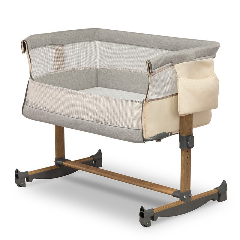 Patut co-sleeper, Lionelo, Leonie, Cu sistem de leganare, Cu setare unghiulara, Reglabil in 5 pozitii pe inaltime, Conform cu standardele europeane de securitate EN1130 si EN16890, Beige Sand