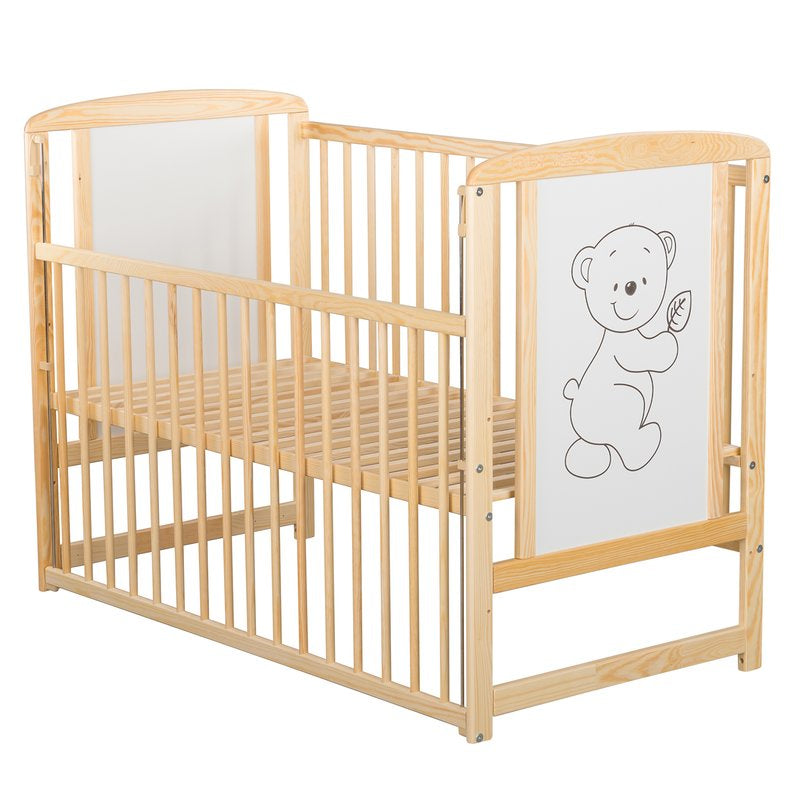 Pătuț BabyNeeds Timmi 120x60 cm natur – laterala coborâtă și somiera vizibilă