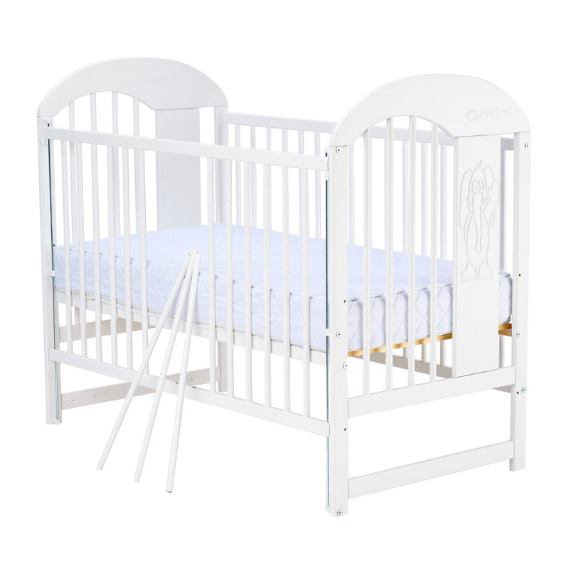 Patut din lemn bebe, 120x60 cm, Cu laterala culisanta, Din lemn de pin, Stabil si rezistent, Inaltime saltea reglabila pe 3 nivele, Laterala cu 3 bete detasabile, EN716-1, EN716-2, Alb, Qmini, Julia II, Elefantel