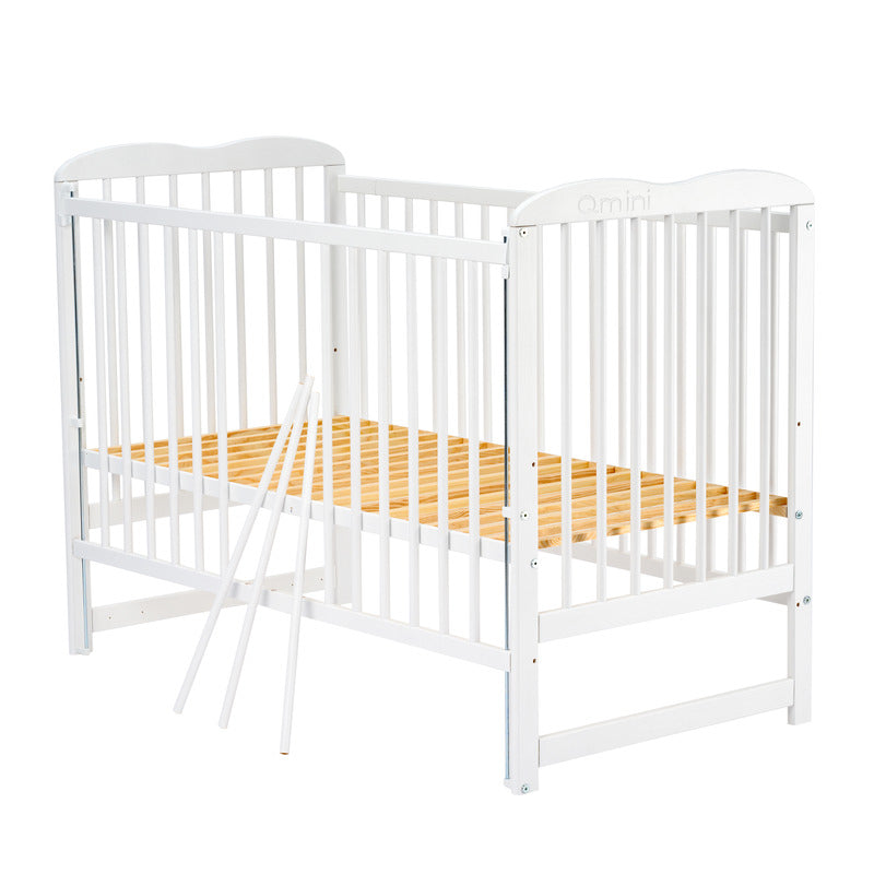 Patut din lemn bebe, 120x60 cm, Cu laterala culisanta, Din lemn de pin, Stabil si rezistent, Inaltime saltea reglabila pe 3 nivele, Laterala cu 3 bete detasabile, EN716-1, EN716-2, Alb, Qmini, Agata + Saltea 8 cm