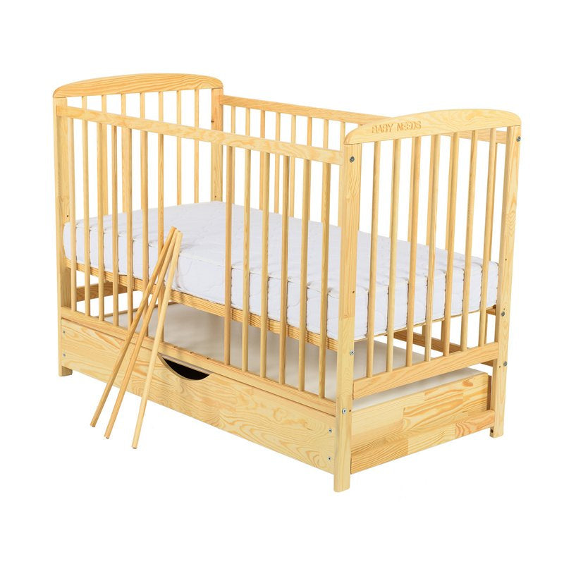 Pătuț BabyNeeds Ola 120x60 cm natur – trei bare laterale detașate, lângă pătuț