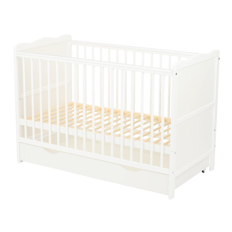 Patut din lemn bebe, 120x60 cm, Cu sertar, Cu sina speciala pentru dentitie, Multifunctional, EN716-1, EN716-2, Alb, Qmini, Julia + Saltea 12 cm