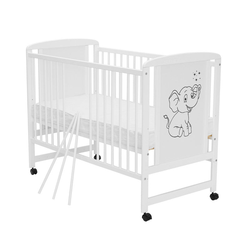 Patut din lemn bebe, 120x60 cm, Din lemn de pin si mdf, Stabil si rezistent, Inaltime saltea reglabila pe 3 nivele, Laterala cu 3 bete detasabile, EN716-1, EN716-2, Alb, Qmini, Timmi Elephant + Saltea 10 cm