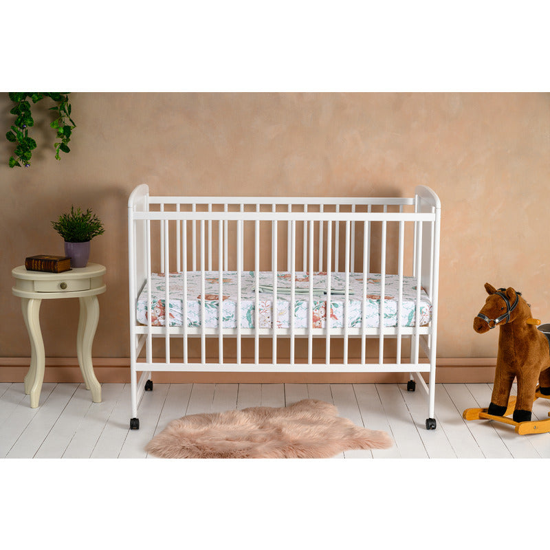 Patut din lemn bebe, 120x60 cm, Din lemn de pin si mdf, Stabil si rezistent, Inaltime saltea reglabila pe 3 nivele, Laterala cu 3 bete detasabile, EN716-1, EN716-2, Alb, Qmini, Timmi Elephant + Saltea 12 cm