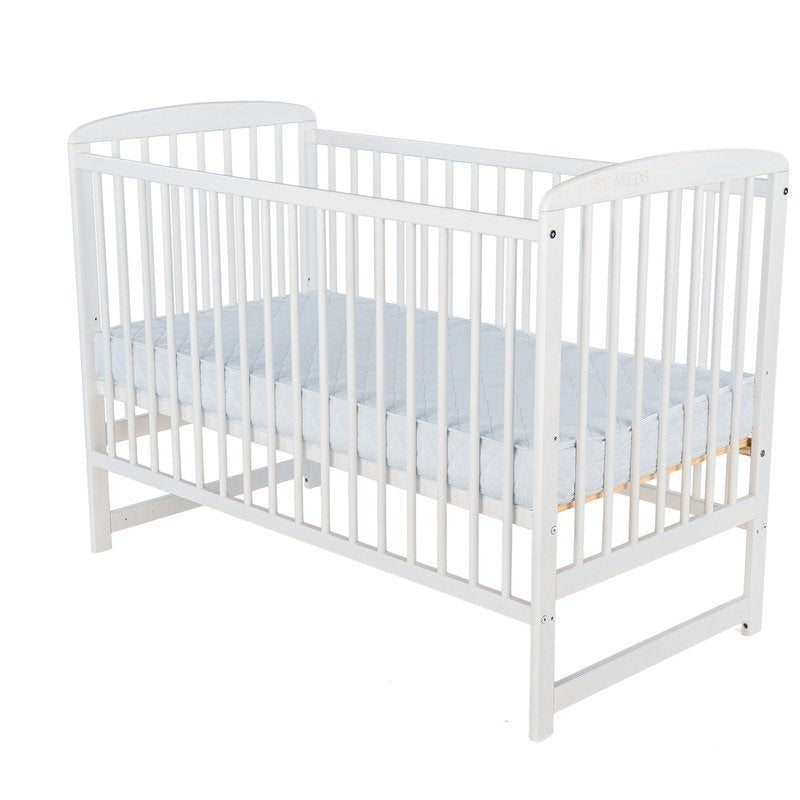 Patut din lemn bebe, 120X60 cm, Din lemn de pin, Stabil si rezistent, Inaltime saltea reglabila pe 3 nivele, Laterala cu 3 bete detasabile, EN716-1, EN716-2, Alb, Babyneeds, OlaÂ + Saltea 8 cm