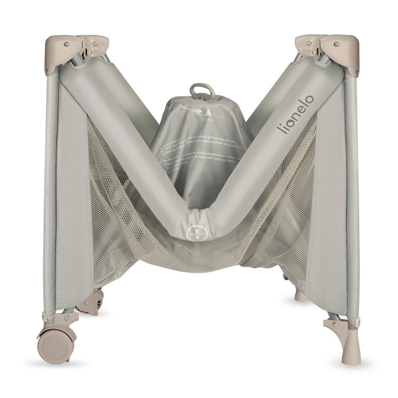 Pătuț Pliant Lionelo Amelie 100x70 cm | Intrare Laterală | Include Saltea, Roți, Geantă | 7 kg | Bej