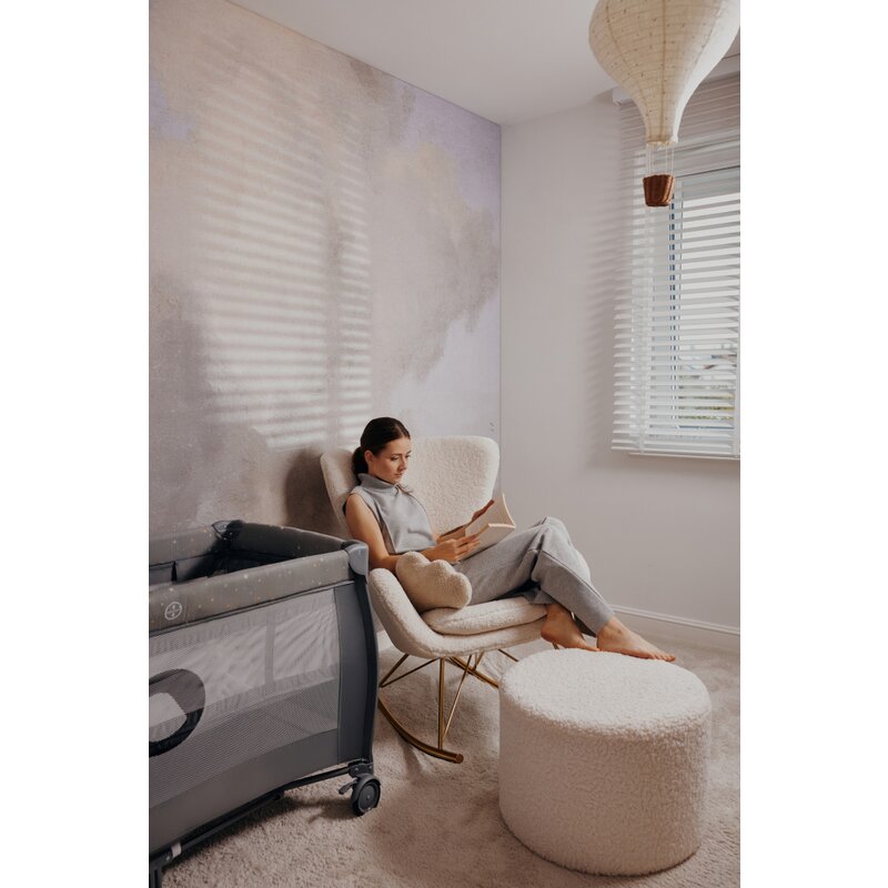 Patut pliant, Lionelo, Stefi Plus, Cu doua nivele, Cu intrare laterala cu fermoar, 2 roti, 120 x 60 cm, Conform cu standardul european de securitate EN 716, Roz