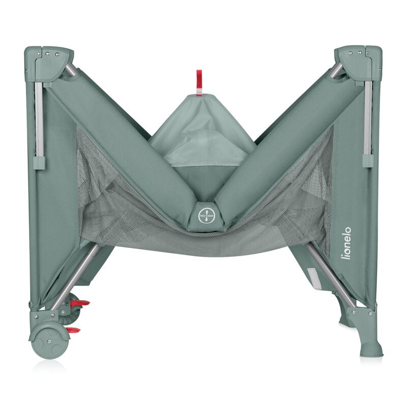 Patut pliant multifunctional, Lionelo, Ellen, Cu laterala culisanta, Nivel suplimentar, Intrare laterala cu fermoar, 2 roti, Saltea pliabila si geanta de transport incluse, 0- 36 luni, Pana la 15 kg, 120x60 cm, Conform cu EN 716, Verde