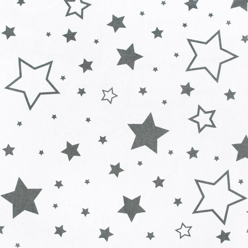Perna alaptare New Baby Forma C 285x16 cm, Alb/Gri – detaliu al imprimeului cu steluțe