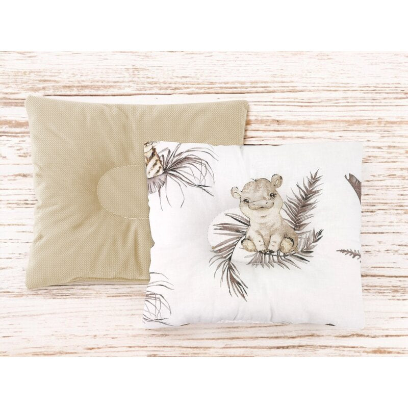 Perna bebelus, MimiNu, Profilata, Cu doua fete, Cu functie anti-soc, Pufoasa, Din catifea si bumbac, Materiale certificate Oeko Tex Standard 100, 23x26 cm, Savanna