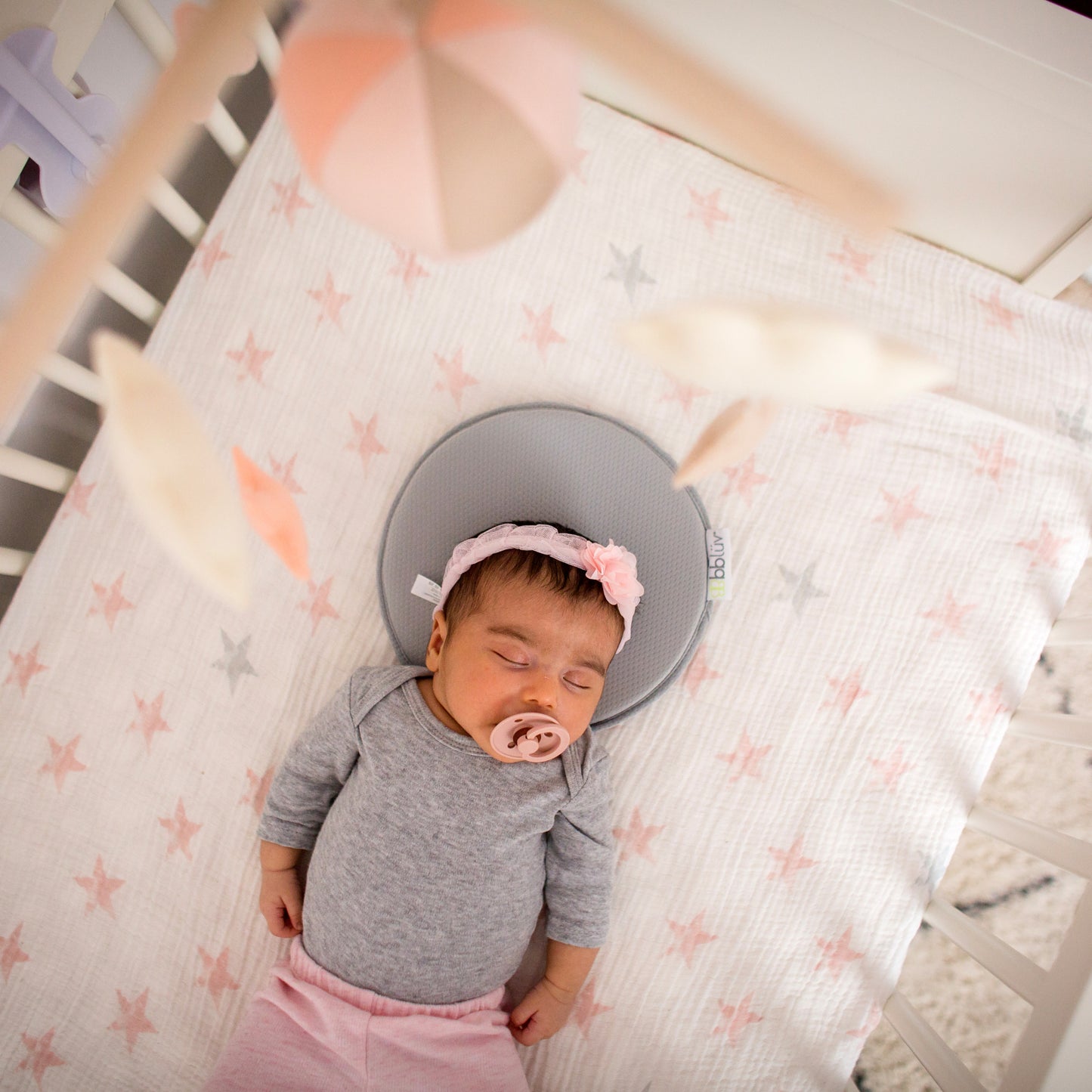 Perna ergonomica, BBluv, Pilo, Utilizare universala, Previne plagiocefalia, Ivory