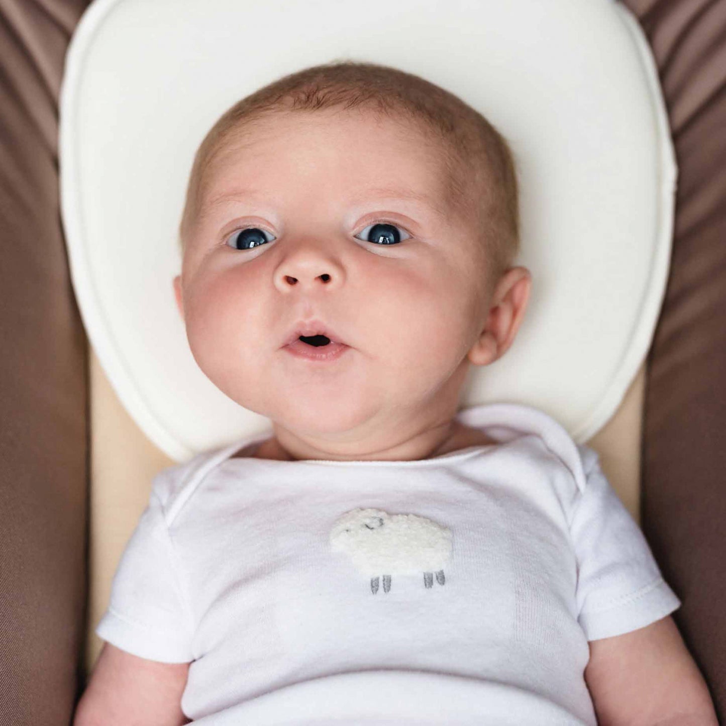 Perna ergonomica, BBluv, Pilo, Utilizare universala, Previne plagiocefalia, Ivory