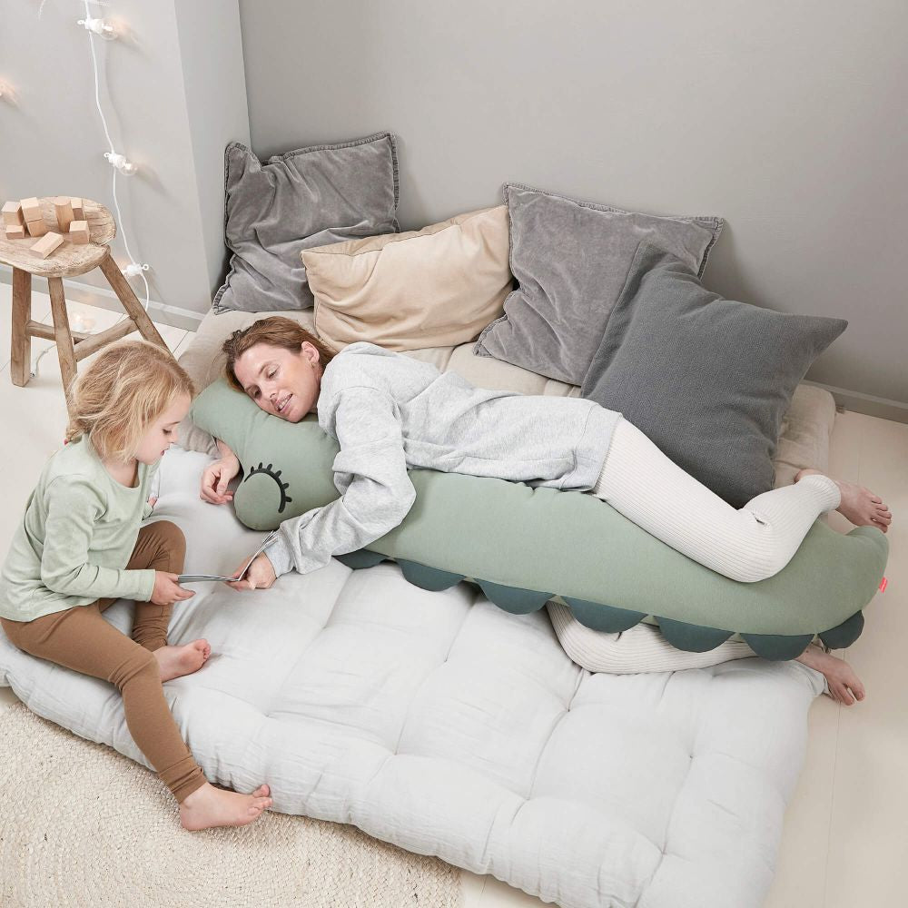 Perna Gravida Comfy Done by Deer Croco Sand