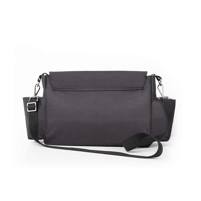Geanta pentru scutece si organizator carucior, Petite&Mars, Sara, 2 in 1, Cu 7 buzunare, 1 buzunar cu izolatie termica, Dimensiune compacta, 40x23x10 cm, Negru/Maro