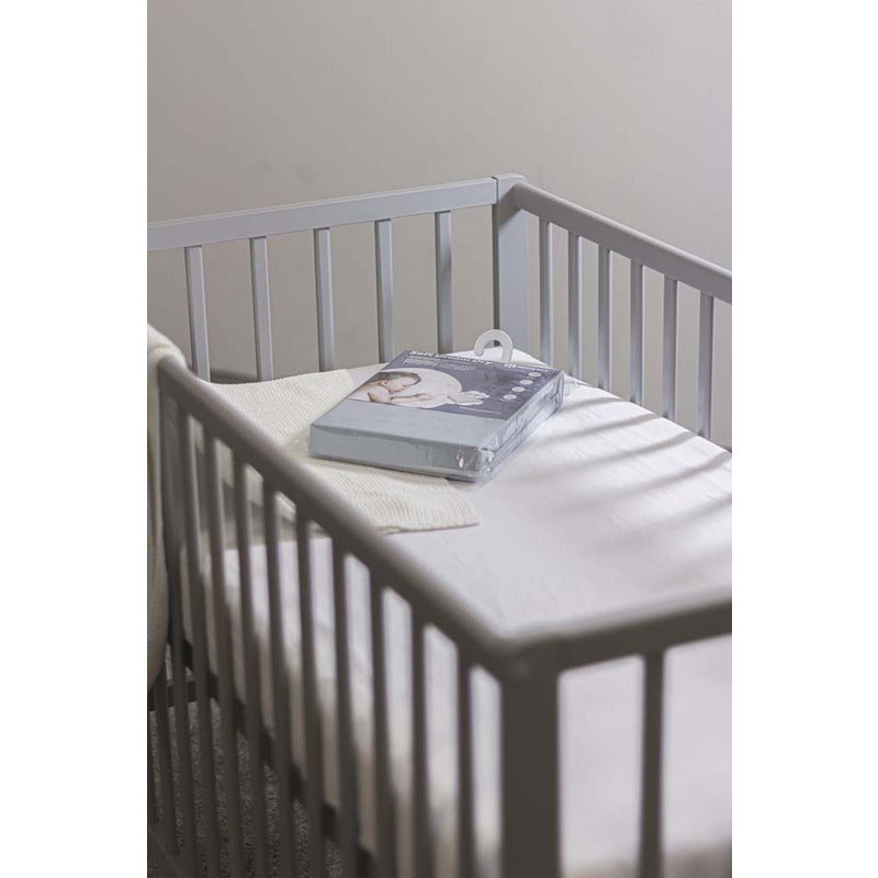 Cearceaf cu elastic, Petite&Mars, Soft Dream Dry, Impermeabil, Lavabil la masina pana la 95 de garde, 120x60 cm, Alb