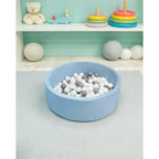 Piscina cu bile New Baby Standard 83x30 cm, Albastru – piscina într-o cameră de joacă