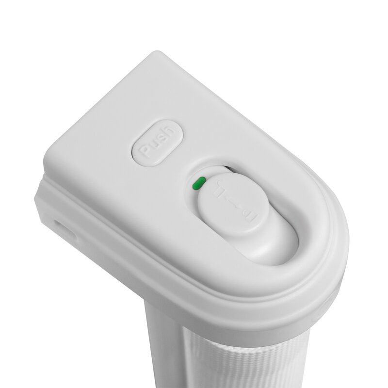 Poarta de siguranta, Lionelo, Thea, Textila, Ofera vizibilitate, Retractabila, Mecanism dublu de blocare, Montaj universal, 95x140 cm, Conform cu standardul european de securitate EN1930, Alb