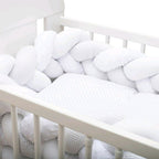 Aparatoare impletita New Baby Minky Dot 210 cm, Alb si gri – imagine ilustrativă a altui model alb, vedere laterală