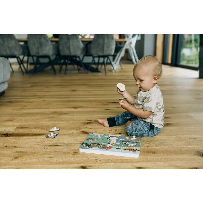 Puzzle muzical din lemn, Free2Play, Cu animalute de la ferma, Cu sunete, Cu maner, Stimuleaza simturile, invatarea prin joc si imaginatia, 29,8 x 21,2 x 3,8 cm, Farm