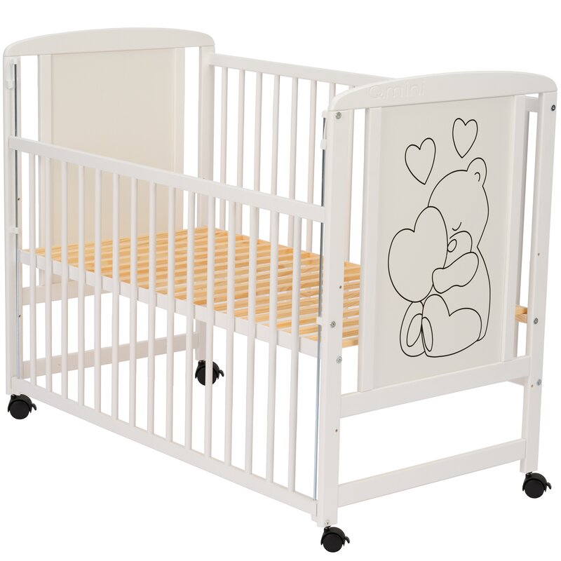Patut din lemn bebe, 120x60 cm, Cu laterala culisanta, Din lemn de pin si mdf, Stabil si rezistent, Inaltime saltea reglabila pe 3 nivele, Laterala cu 3 bete detasabile, EN716-1, EN716-2, Alb, Qmini, Timmi Heart