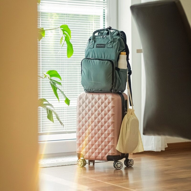 Rucsac pentru mamici, Petite&Mars, Jack, Cu 11 compartimente, Cu buzunare termice, Saltea de infasat inclusa, 30 x 42 x 15 cm, Misty Green