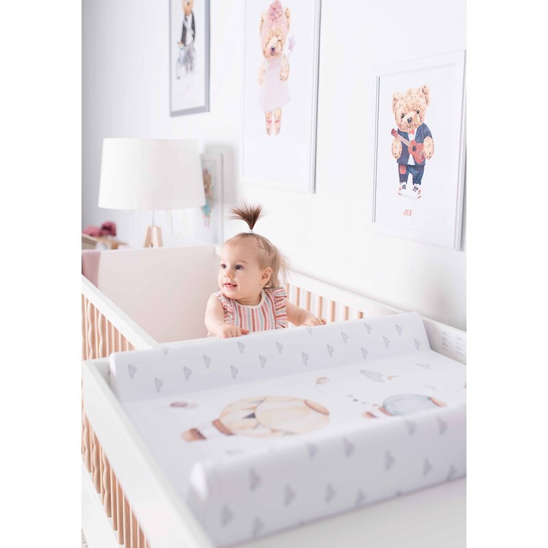 Saltea de infasat, Ceba Baby, Cu Intaritura, Pentru comode, masute de infasat si patuturi, 50x70 cm, Fara BPA, Certificata Oeko-Tex Standard 100, 0 luni+, Basic Balloons
