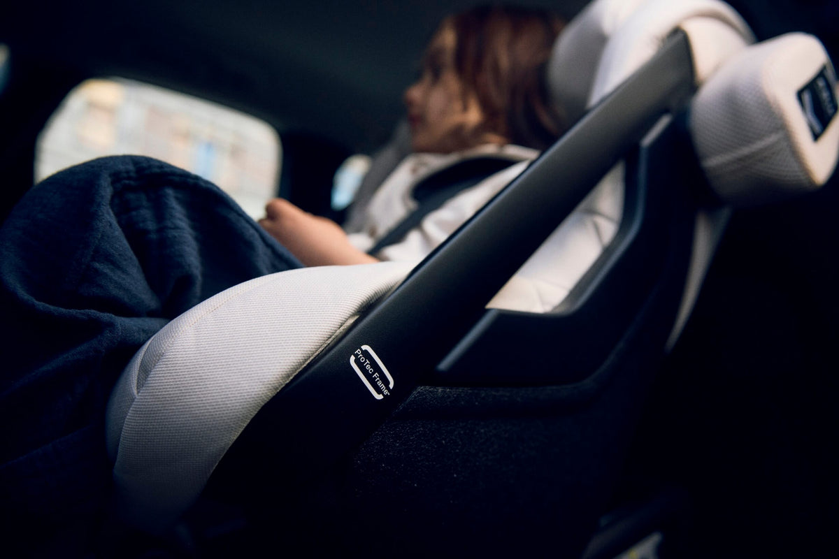 Scaun auto rear-facing Axkid One 3 i-Size