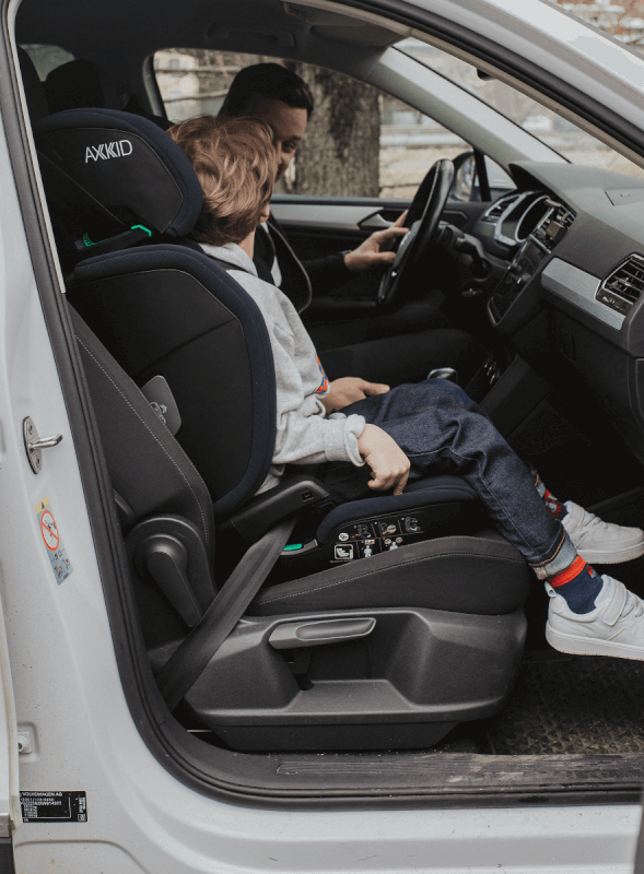 Scaun Auto Inaltator i-Size Axkid Nextkid 100-150 cm ISOFIX