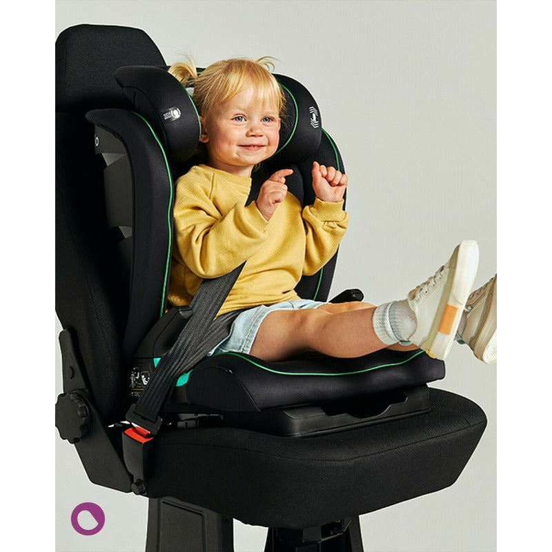 Scaun auto i-Size, Lionelo, Neal, Spatar reglabil in3 pozitii, Tetiera in 14 pozitii, Suport sticla inclus, 15-36 Kg, 100-150 cm, Cu Isofix, Conform ECE R129, Negru