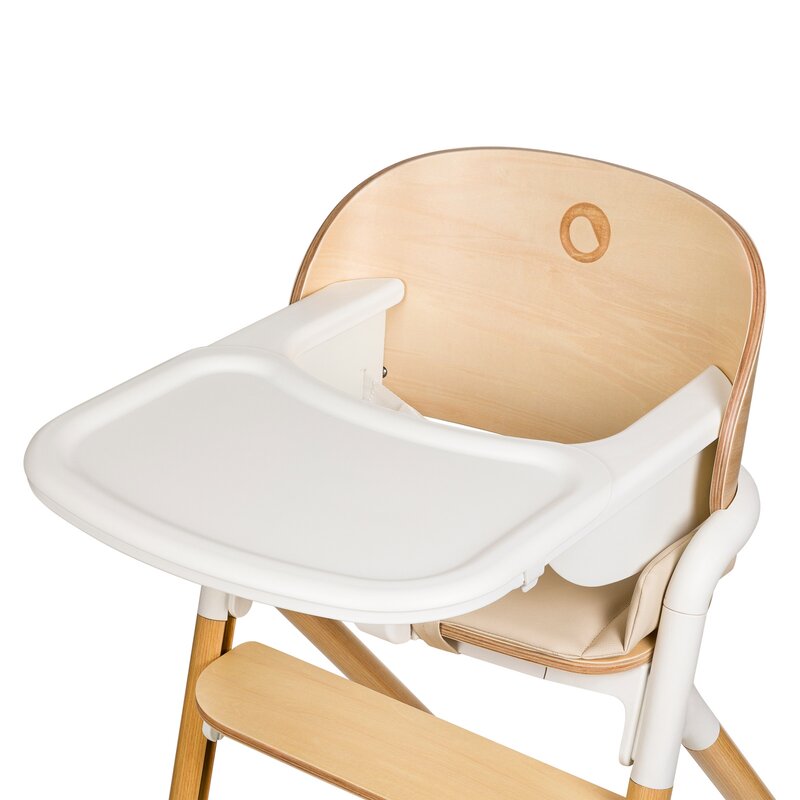 Scaun de masa multifunctional Celia, Lionelo, Din lemn de fag, 6 luni- adult, Reglabil pe inaltime, Spatar lat, Sezut ergonomic, Tavita silicon, Suport de picioare reglabil, Greutate maxima 90 Kg, Alb/Natural