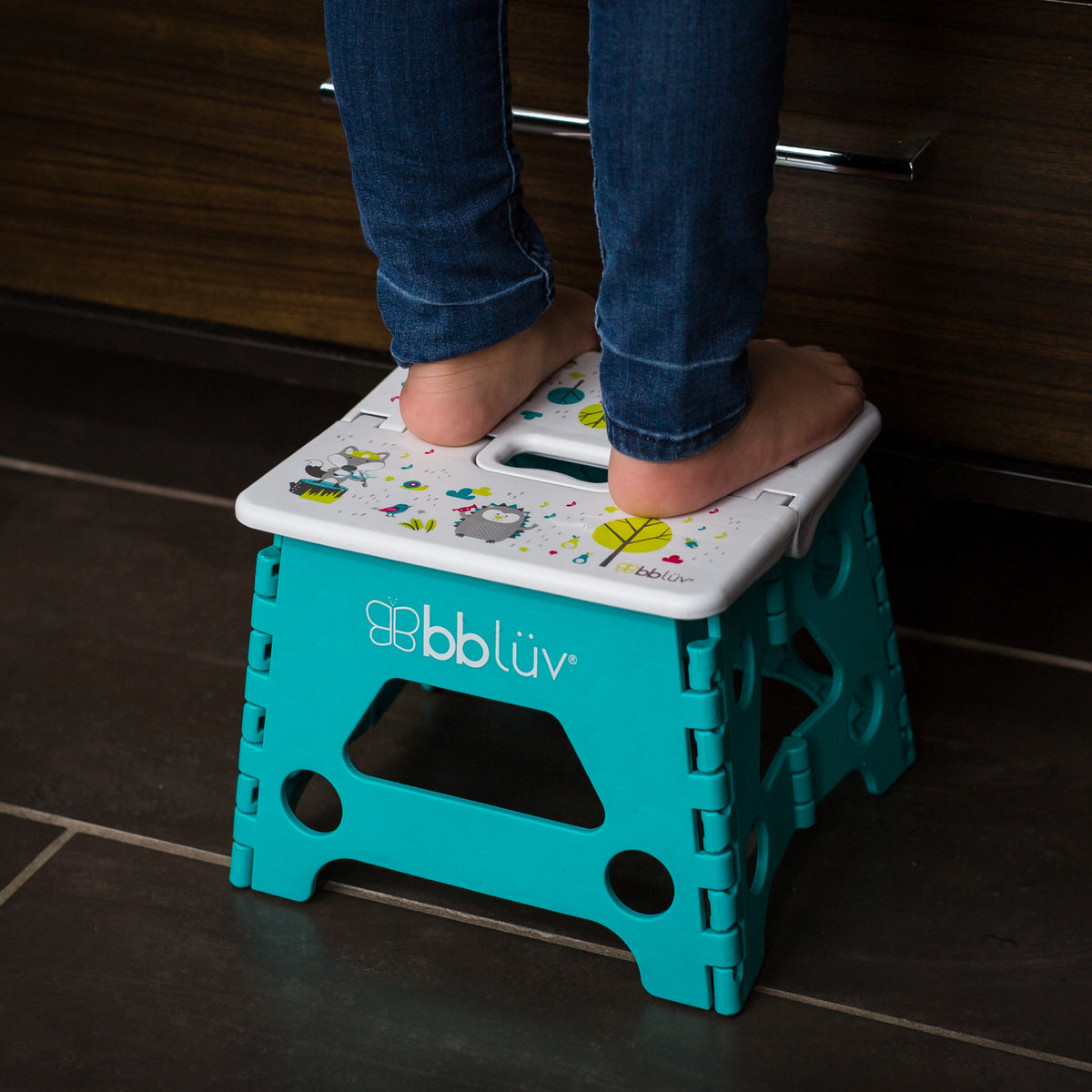 Scaun Pliabil bblüv Step Aqua - Scăunel Portabil pentru Copii cu Design Ergonomic