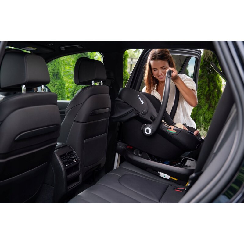 Scoica auto, Lionelo, i-Size Astrid, Include baza Isofix, 0-13 Kg, 40-87 cm, Cu maner si capotina reglabile, Cu protectie laterala avansata, Salteluta confortabila, Testat ADAC, Conform cu R129, Bej