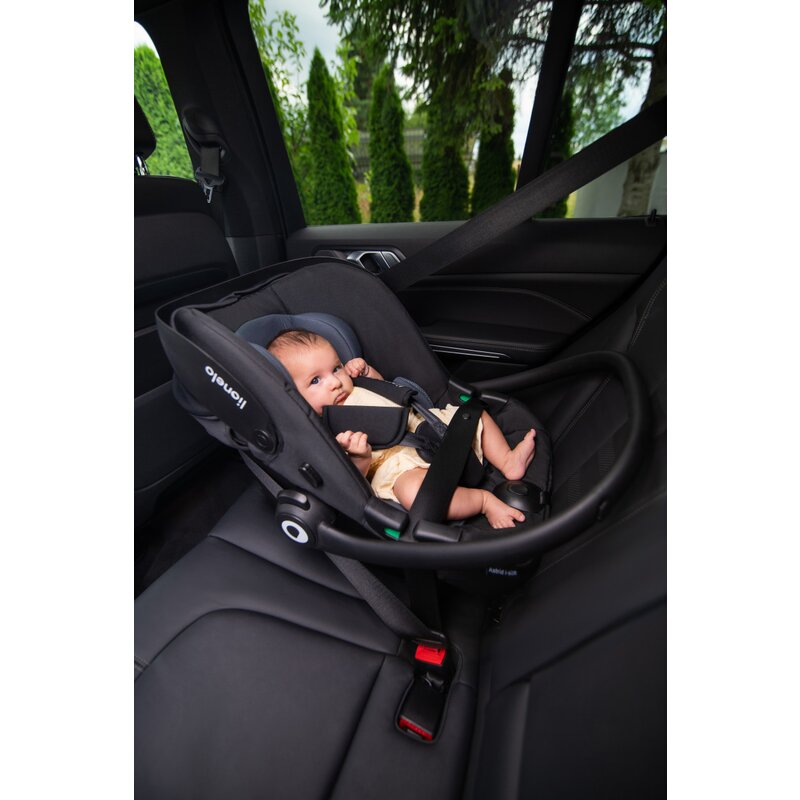 Scoica auto, Lionelo, i-Size Astrid, Include baza Isofix, 0-13 Kg, 40-87 cm, Cu maner si capotina reglabile, Cu protectie laterala avansata, Salteluta confortabila, Testat ADAC, Conform cu R129, Verde