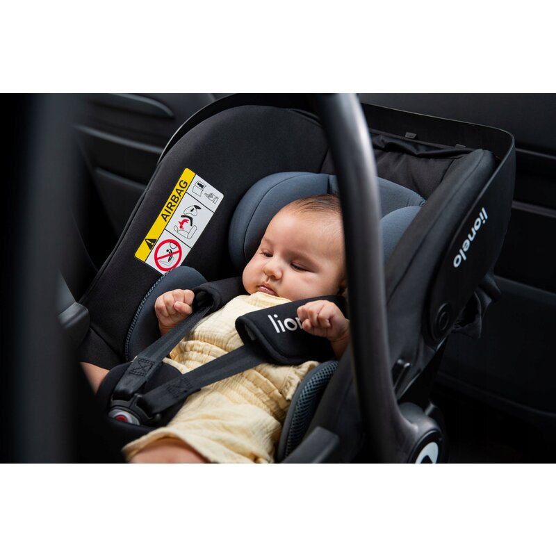 Scoica auto, Lionelo, i-Size Astrid, Include baza Isofix, 0-13 Kg, 40-87 cm, Cu maner si capotina reglabile, Cu protectie laterala avansata, Salteluta confortabila, Testat ADAC, Conform cu R129, Bej