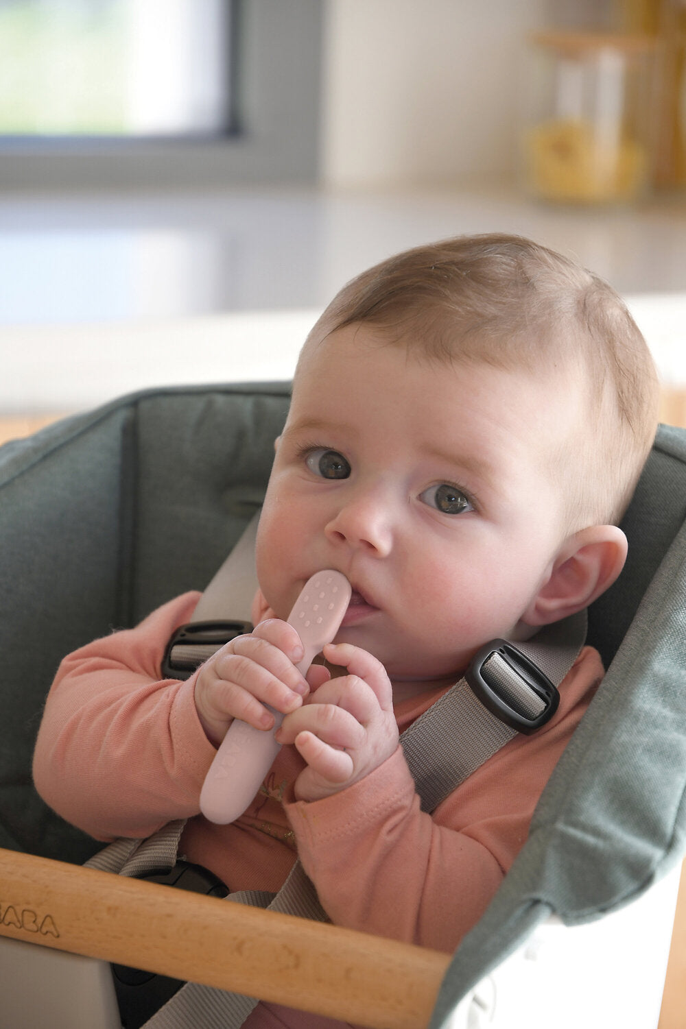 Set 2 linguri silicon Beaba Cotton Candy Sorbet