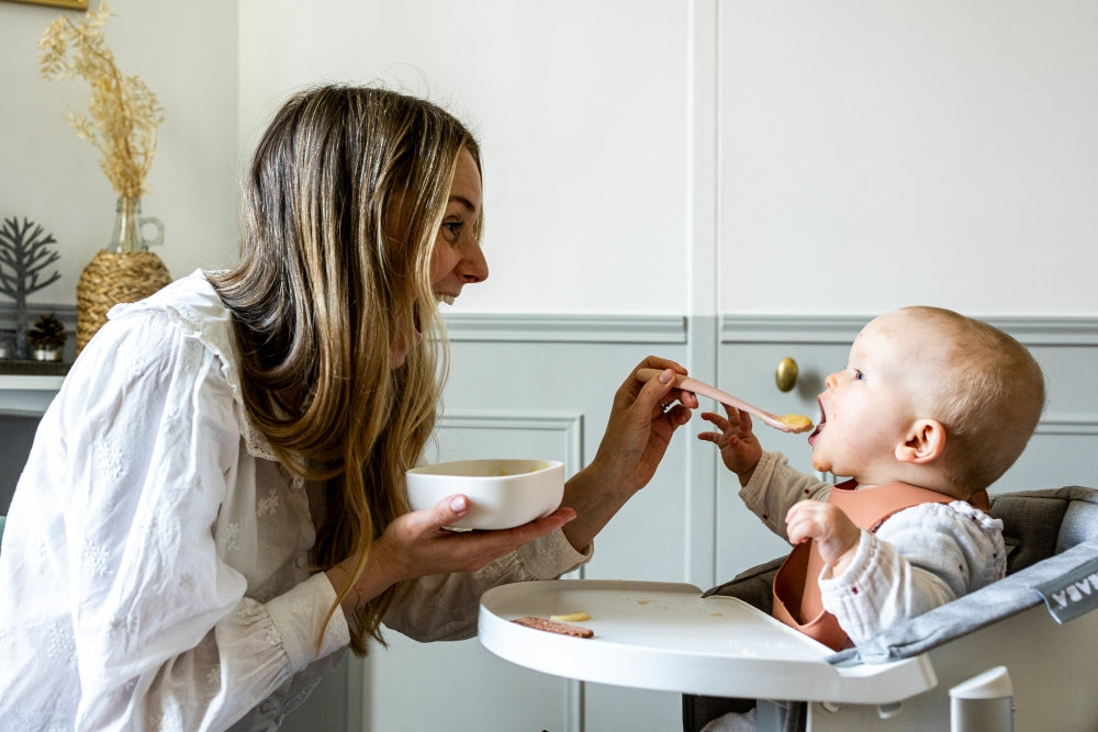 Set 2 lingurite silicon +4 luni Beaba Cotton