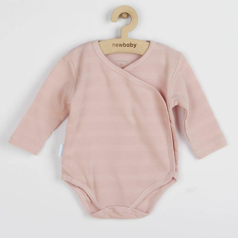 Set 3 piese, New Baby, Include body cu maneca lunga, pantalonasi cu botosei, caciulita, Marime 62, Din bumbac 100%, I am Pink