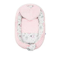Baby nest New Baby Luxury Minky Bears 75x55 cm, Roz – vedere de sus cu pernuță inimă