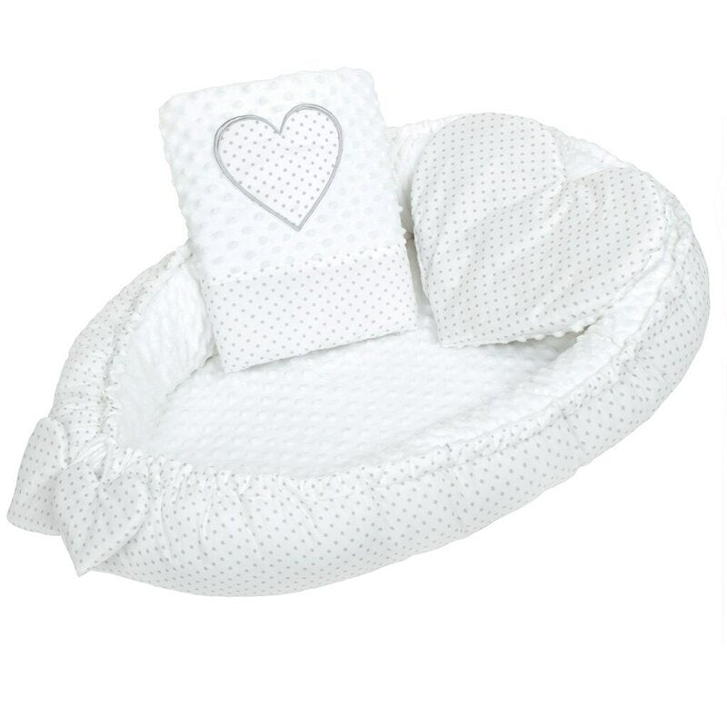 Set 3 piese, New Baby, Luxury, Baby Nest cu doua fete, Cu paturica si pernuta in forma de inima, Minky Heart White