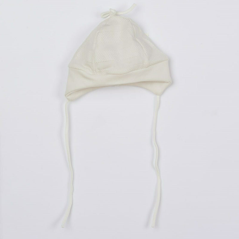 Set 4 piese, New Baby, Include bluza, body cu maneca lunga, salopeta fara maneci, caciulita, Marime 56, Din bumbac 100%, Sweet Bear Beige