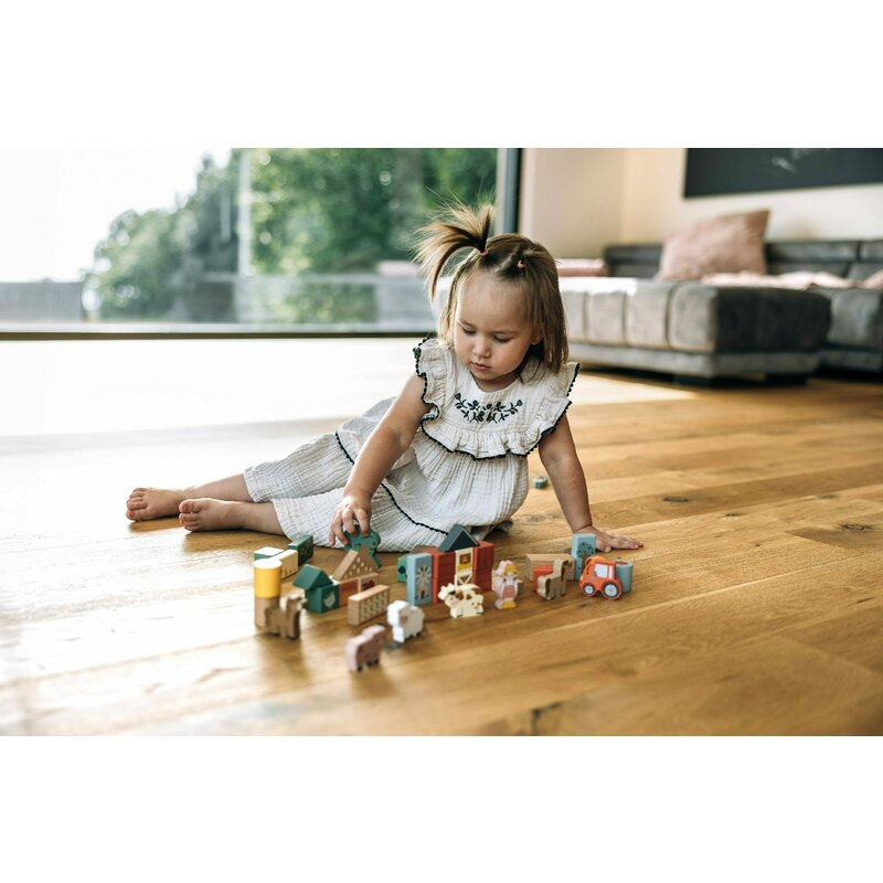 Set blocuri constructie, Free2Play, Farm Animals, Contine 36 piese, Din lemn, Pentru dezvoltarea abilitatilor motorii fine, 12 luni+, Multicolor