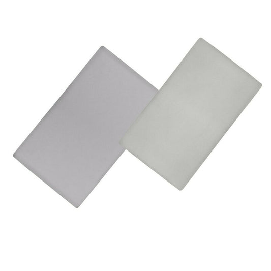 Set cearceafuri cu elastic, Lionelo, Pentru patuturi 120 x 60 cm, Pentru saltele de max. 10 cm inaltime, Din bambus, Usor de spalat, 30 grade, Fara calcare, Ecologic, Alb Gri