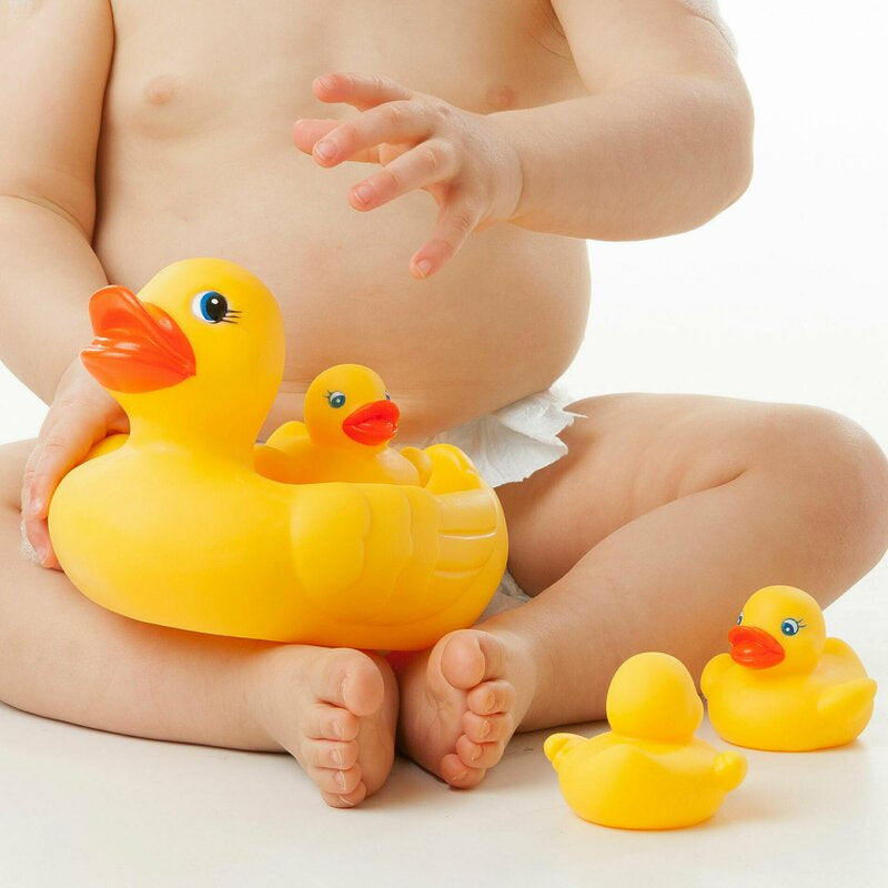 Set de joaca de baie Playgro Familia Duckie ratusca cu 3 boboci fara gauri