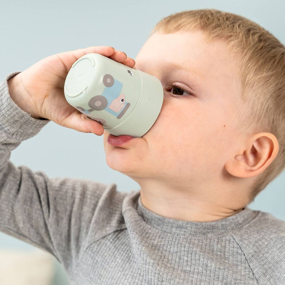 Set de masa cu ventuza Done by Deer Foodie Tiny Farm Green