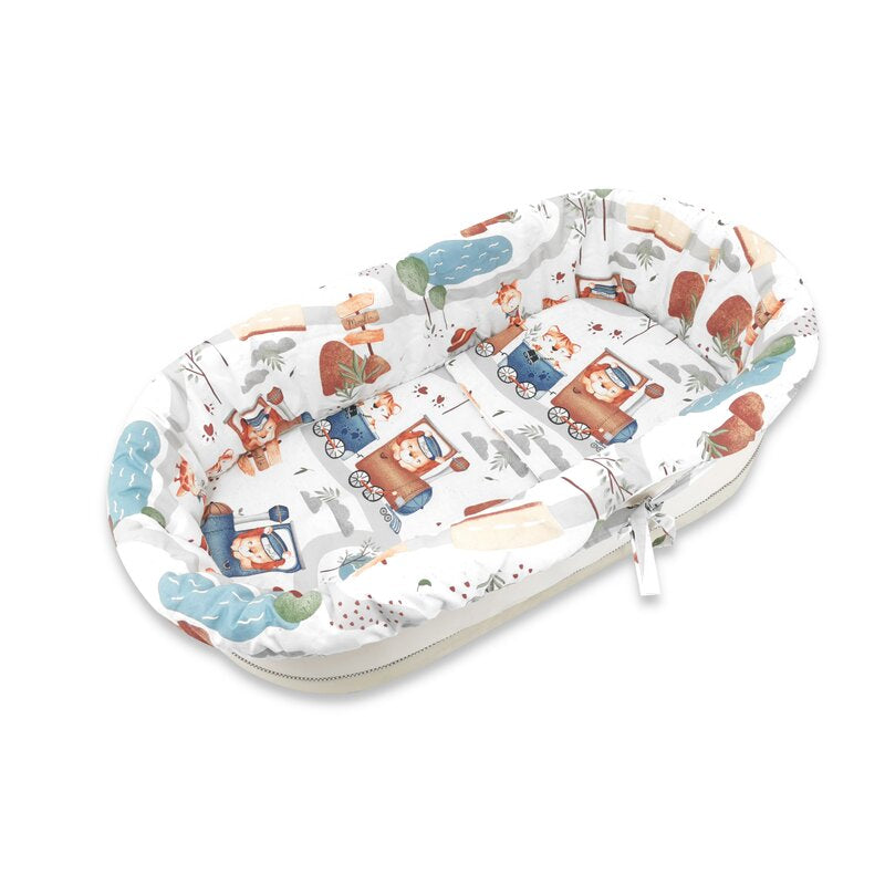 Set pentru landou/cosulet, MimiNu, Cu protectie, saltea si pernuta, Din bumbac certificat Oeko Tex Standard 100, Design, Zoo in train