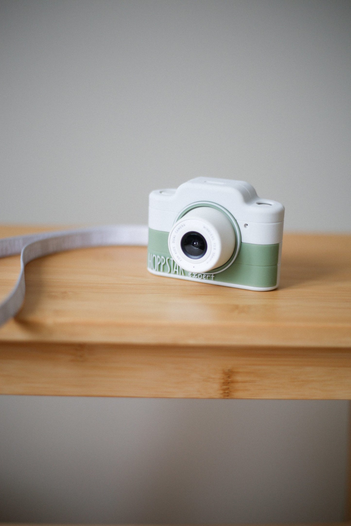 Aparat foto video digital pentru copii - Hoppstar Expert